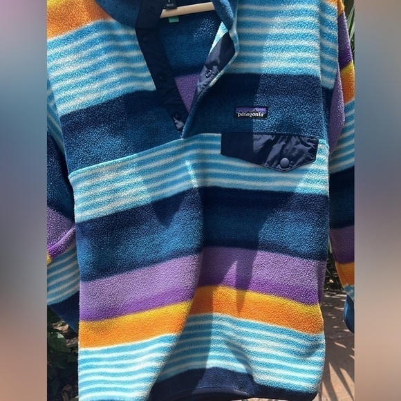 ▶️ Patagonia ◀️ Synchilla
Multicolor Striped Snap T
Pullover Sweater Mens
Size S - Picture 5 of 17
